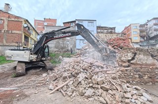 Metruk Binalarla Mücadele Sürüyor